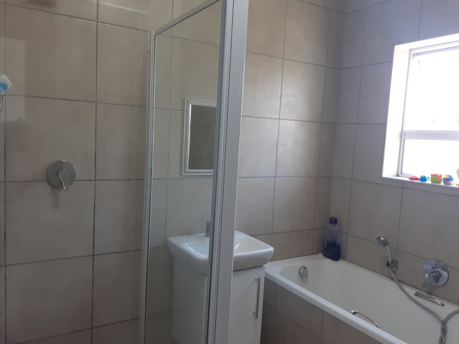 2 Bedroom Property for Sale in Parsonsvlei Eastern Cape